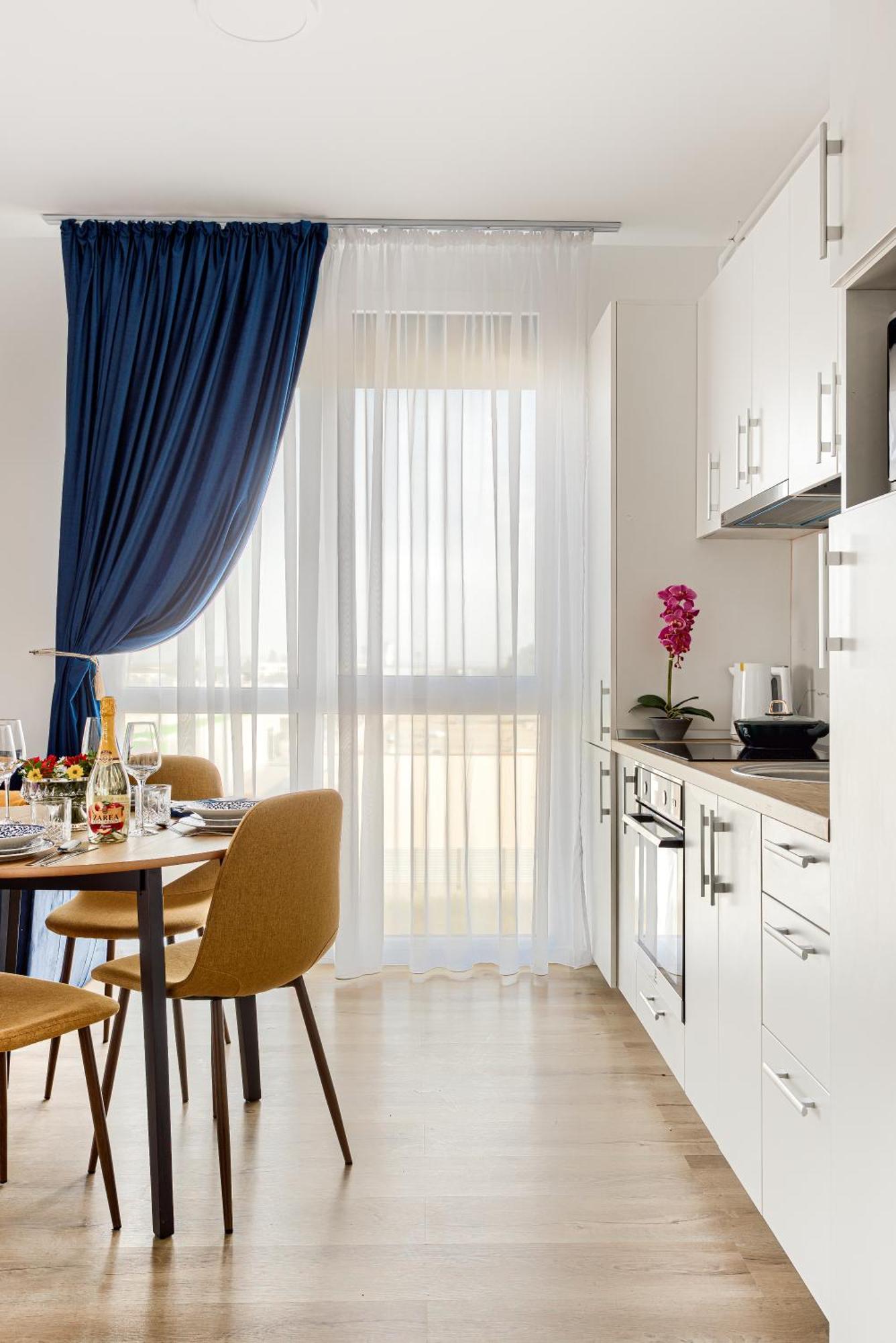 Ari Navy Apartment - High-End Residence Арад Екстер'єр фото